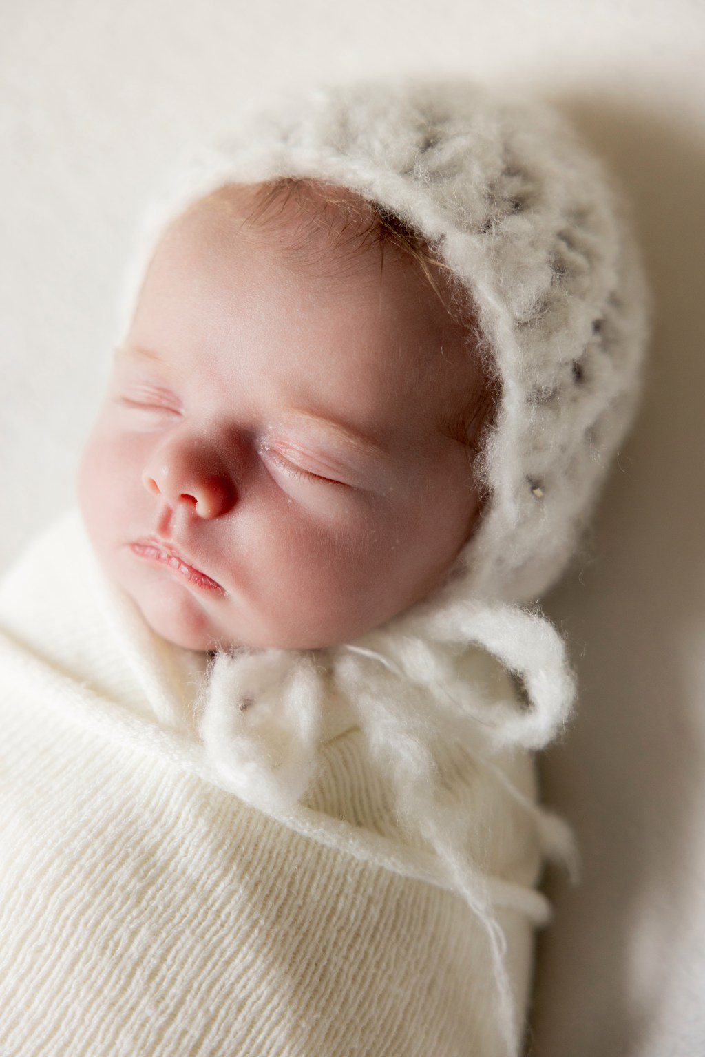 Ellowyn’s newborn photos by&nbsp;NeriPhoto